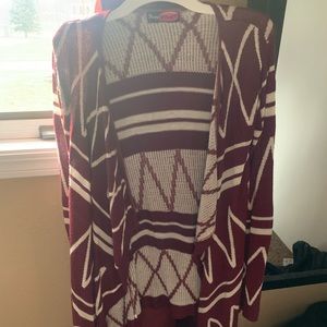 Maroon & white printed cardigan